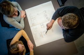 Coolen bespreking plannen